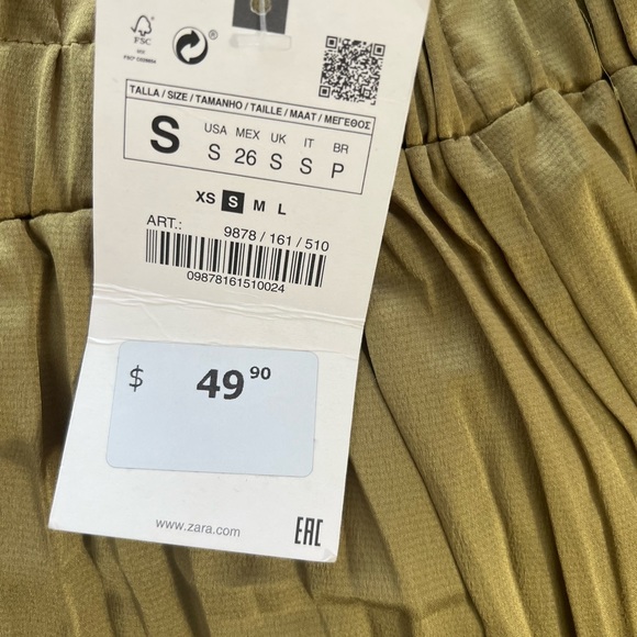 ZARA long skirt. Brand new with tags. Price imentioned is with 13% tax I paid. - Picture 3 of 4